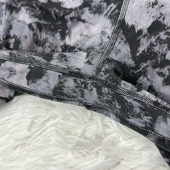 Lululemon Align Pant II 25" Floral Illusion Ice Grey Multi - Picture 3 of 7